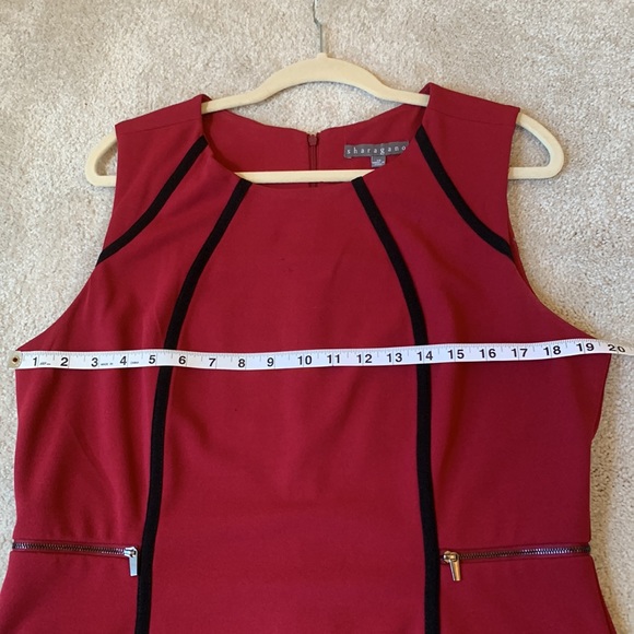 Sleeveless dress - Picture 5 of 6